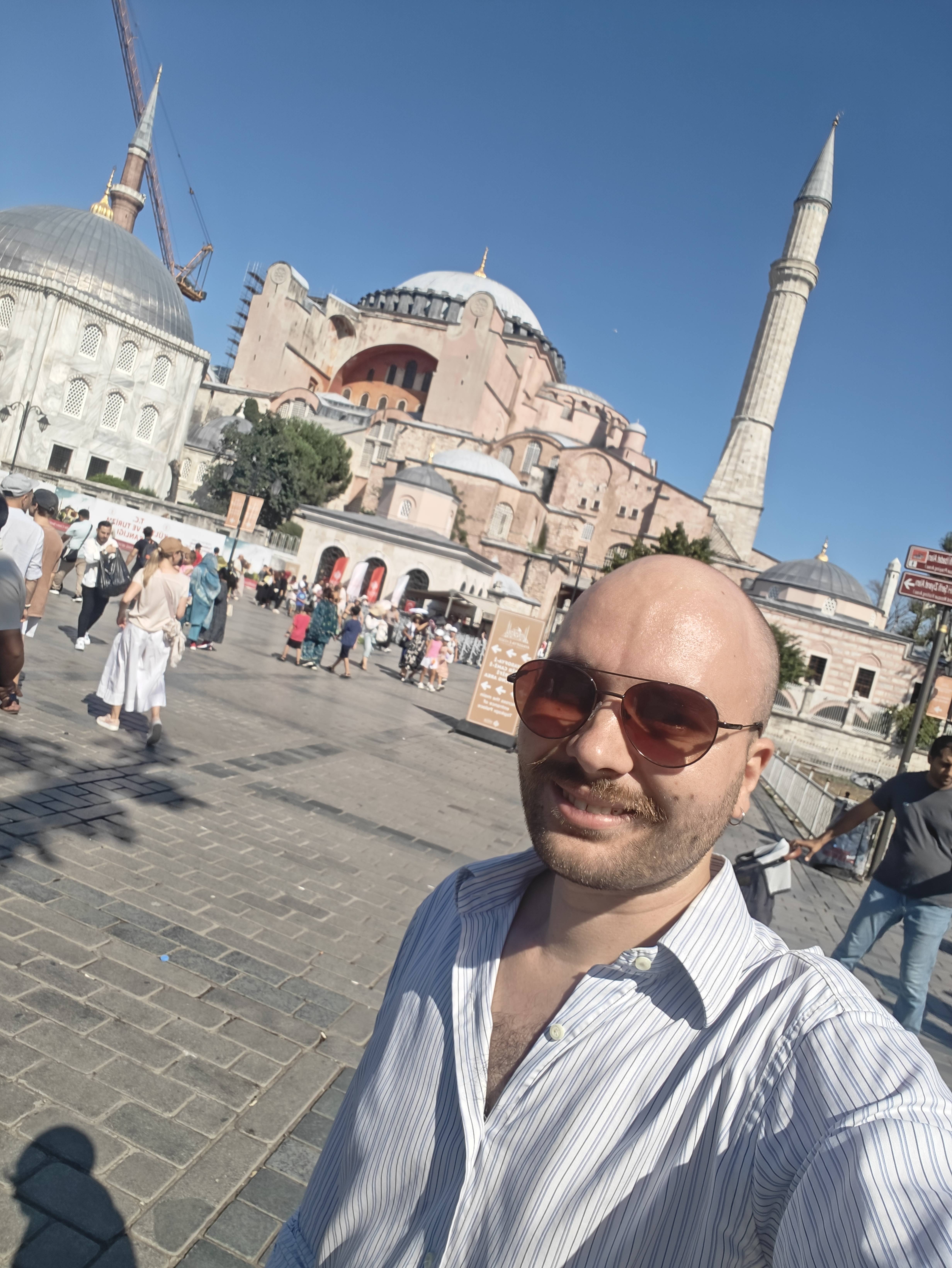 Me in front the Hagia Sophia
