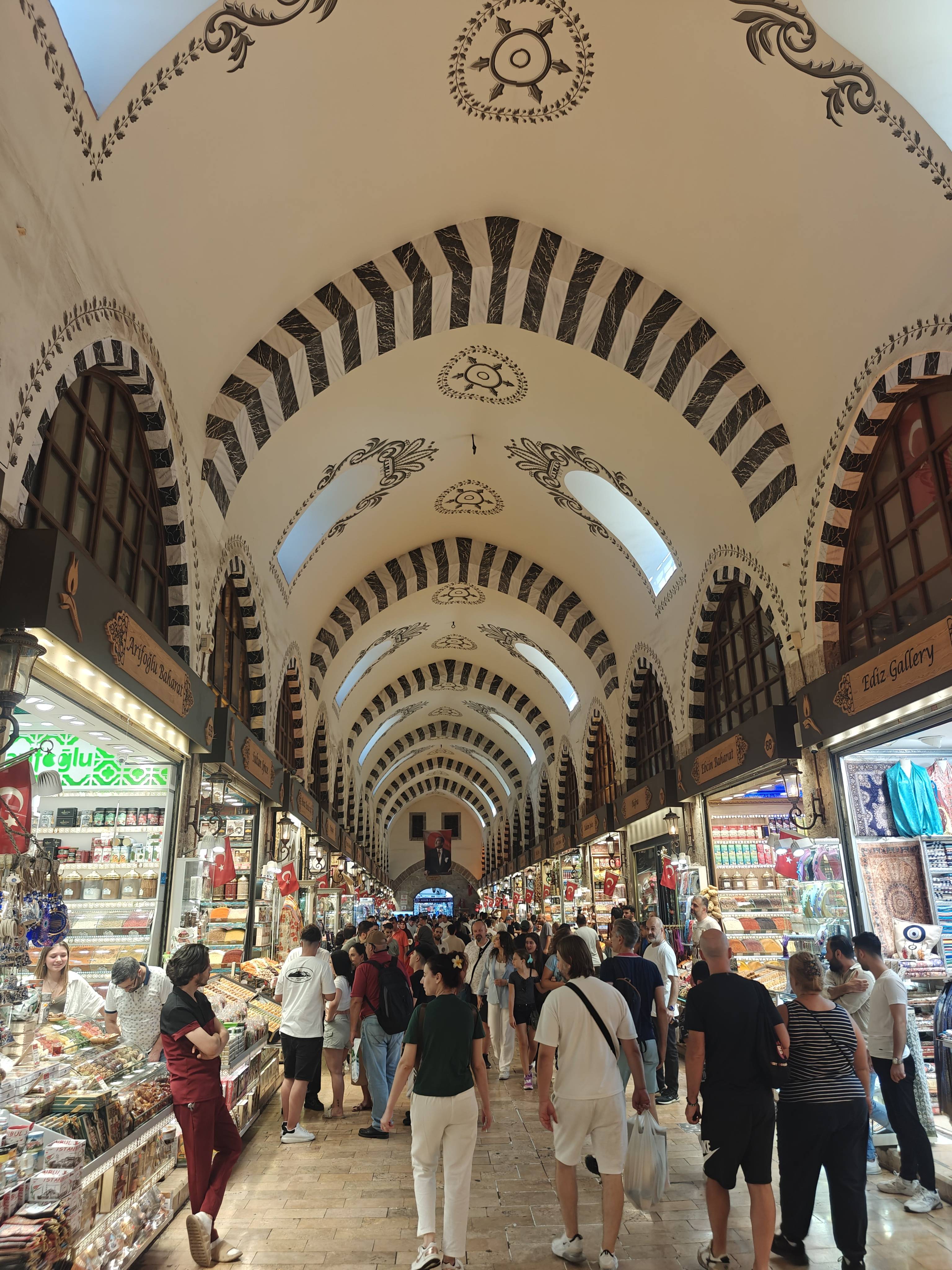 The spice market